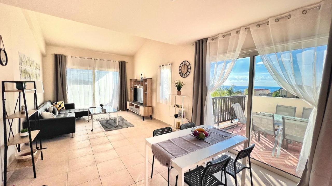 Melanos Sea View Apartment Paphos Exterior foto
